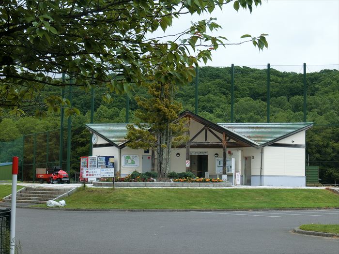 公園　岡志別の森運動公園（公園）まで609m
