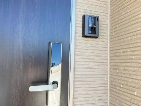 玄関　※管理会社提供イメージ写真