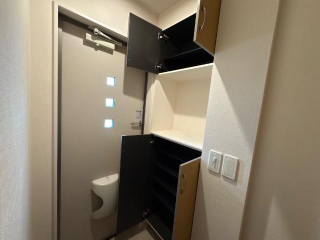収納　シューズボックス