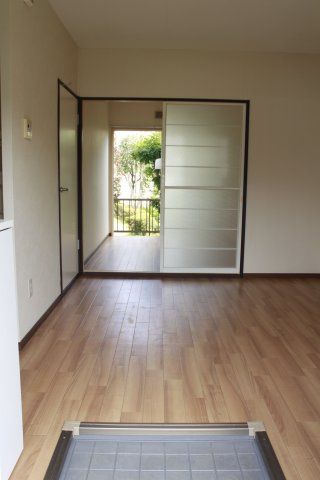玄関　別のお部屋の写真です