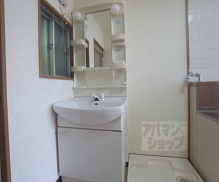 洗面設備　独立洗面台