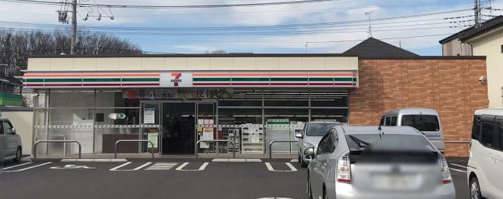 コンビニ　セブンイレブン東所沢3丁目店（コンビニ）まで390m