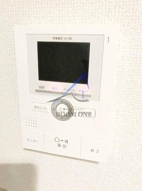セキュリティ　モニター付きインターホンです。