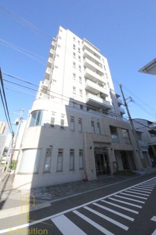 建物外観　アースブルージュ