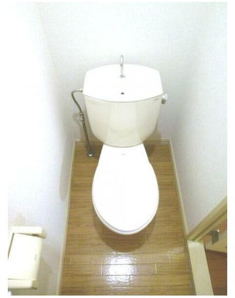 トイレ　落ち着いた色調のトイレです♪