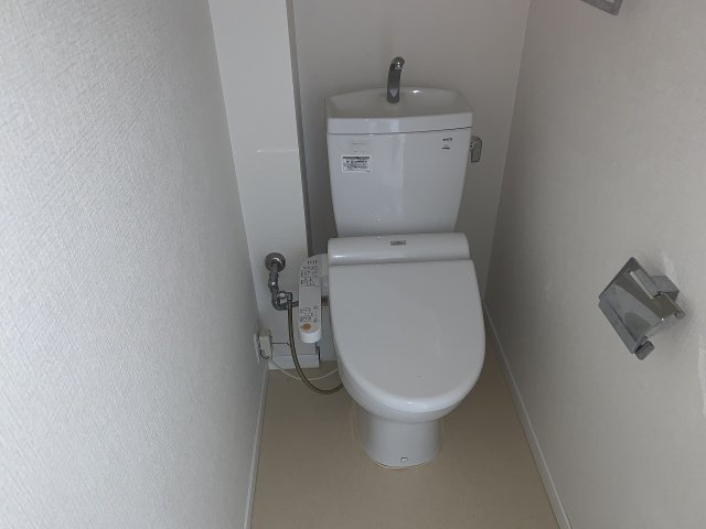 トイレ　清潔感のあるトイレです