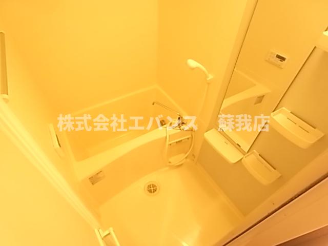 バス・シャワールーム　きれいなお風呂です