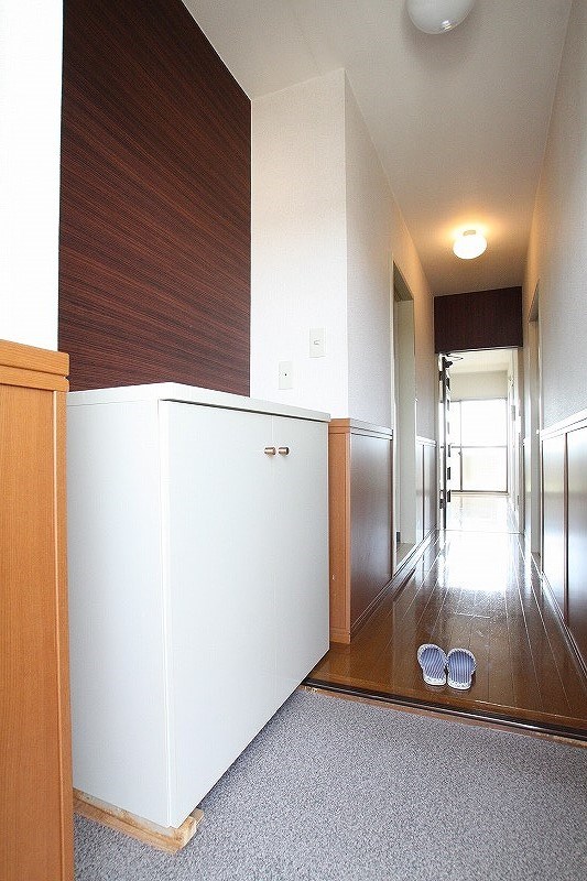 玄関　※他部屋参照