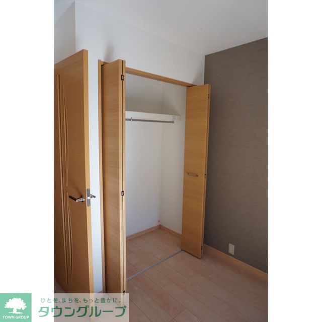 収納　※同タイプの別部屋の写真です。