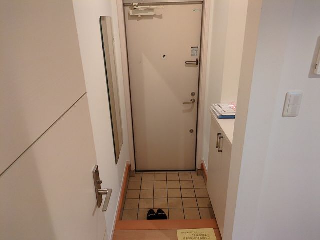 BESTAGE八景島の玄関写真