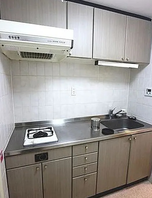 キッチン　同建物別部屋写真