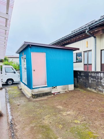 その他　屋外物置。約2.7ｍ×3.5ｍ。