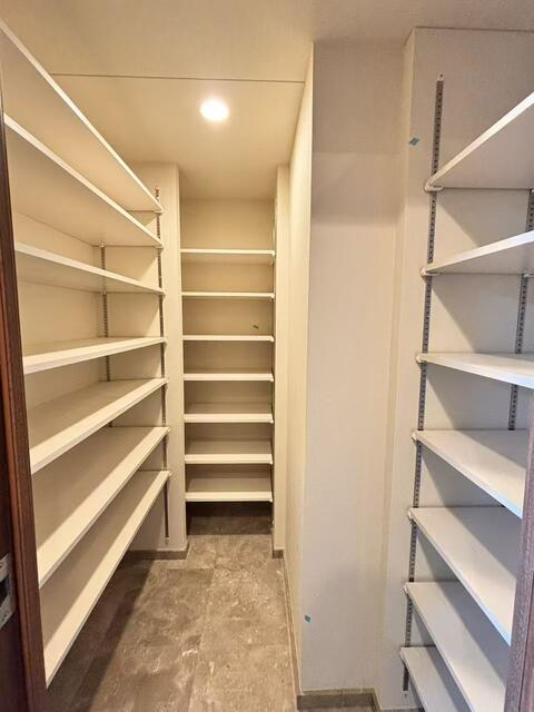 収納　シューズインクローゼット