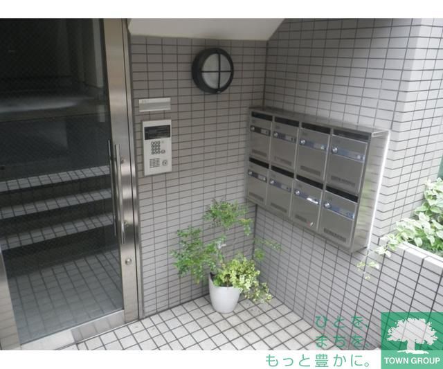 ＪＲ山手線 五反田駅 徒歩13分 3階建 築31年の外観写真