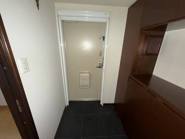 玄関　落ち着いた玄関です