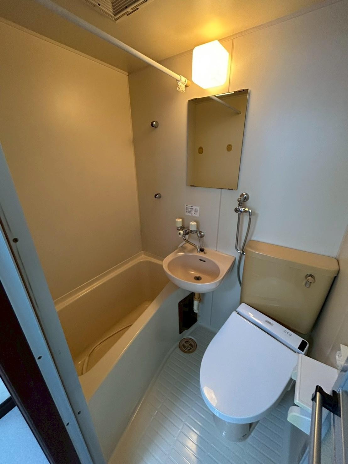 コーポ栄町ビルのトイレ写真