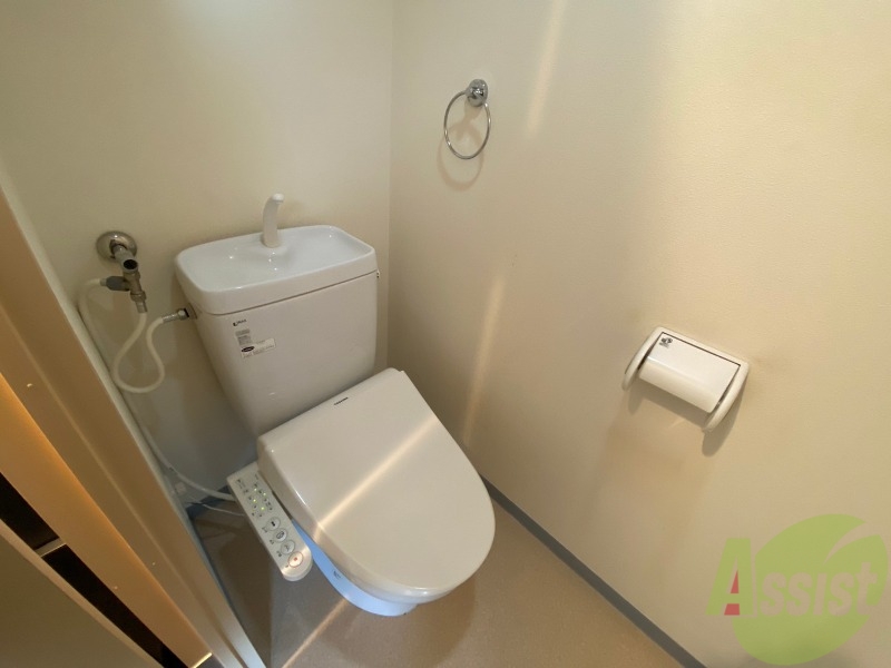 トイレ　こちらはトイレです。清潔感があり、安心して使用できます。