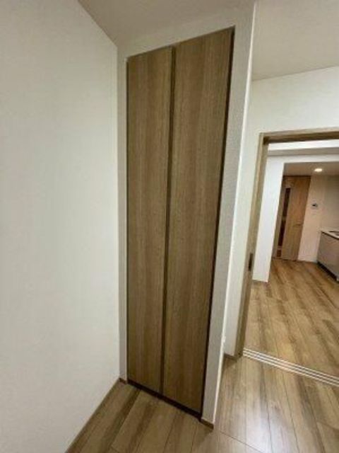 収納　奥行のある収納付です！増えがちな荷物をもスッキリ収納できます
