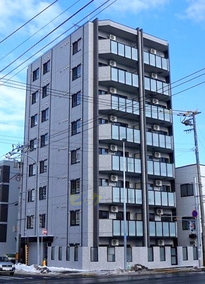 建物外観　都市ガス・ネット無料採用の広々１ＬＤＫマンションです♪