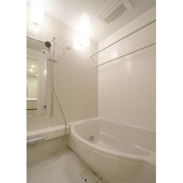 バス・シャワールーム　※写真は同タイプ住戸です。
