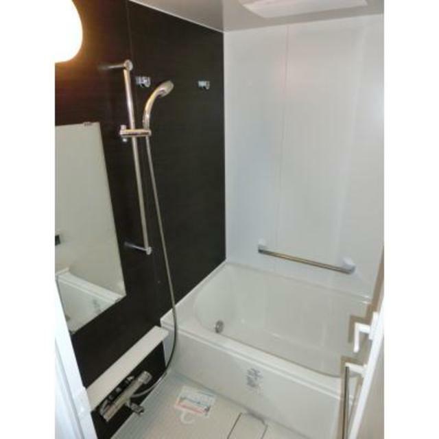 バス・シャワールーム　※写真は同タイプ住戸です。