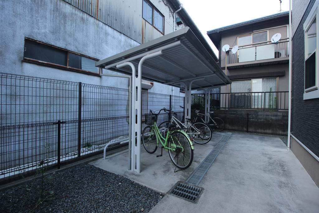 その他　駐輪場です☆