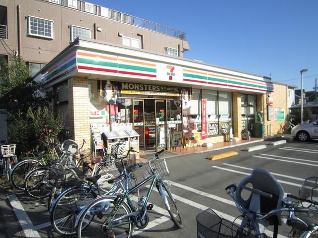 コンビニ　セブンイレブン（コンビニ）まで400m