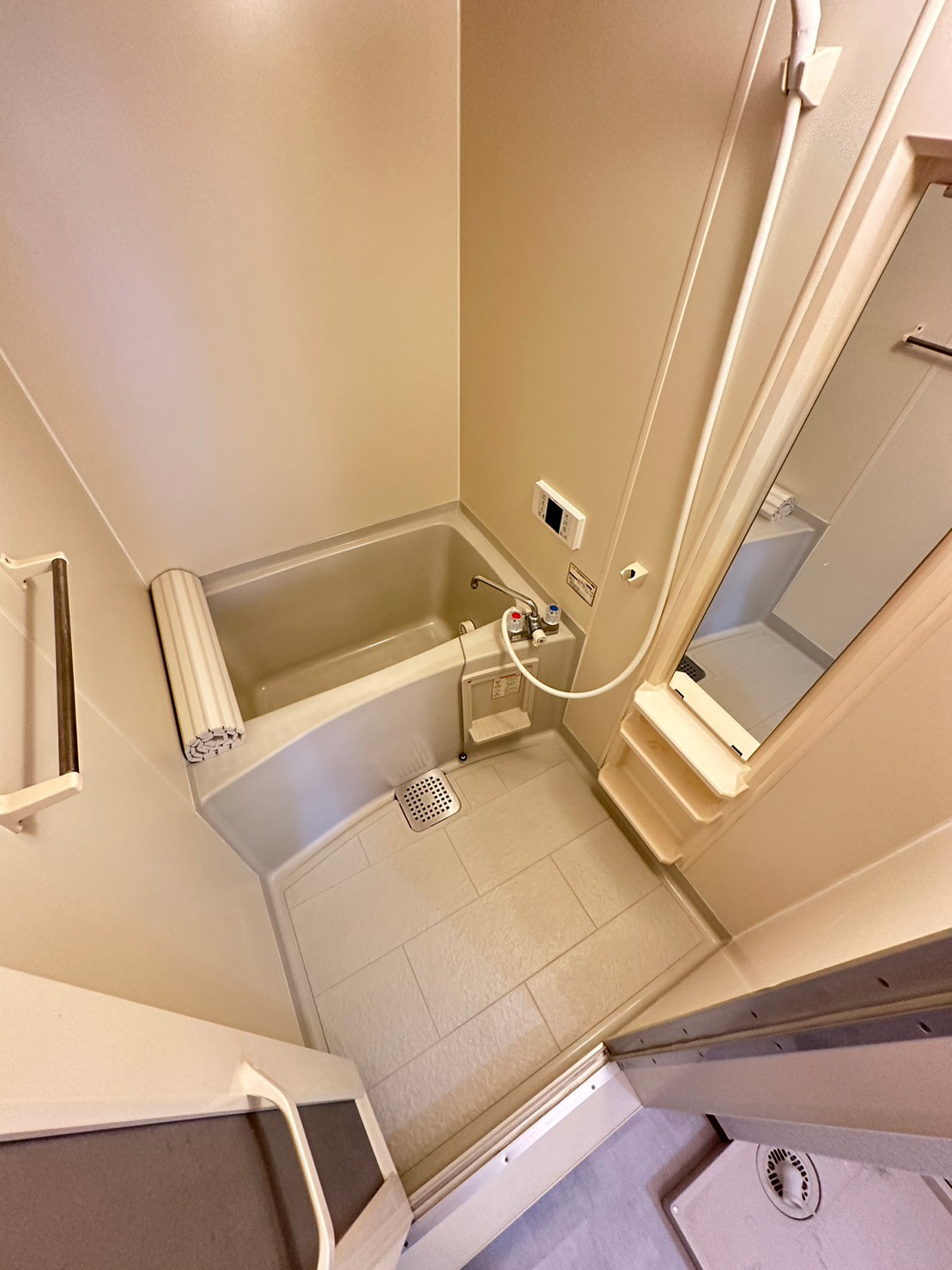 バス・シャワールーム　※同物件、別部屋になります。