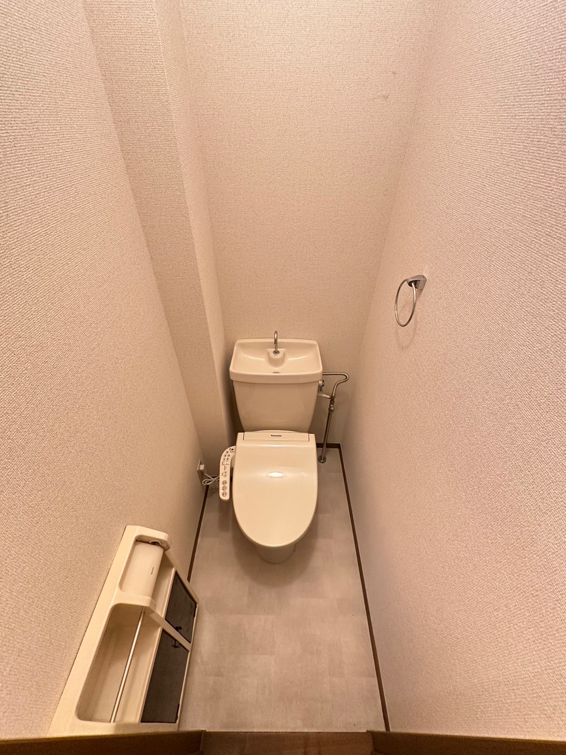 トイレ　※同物件、別部屋になります。