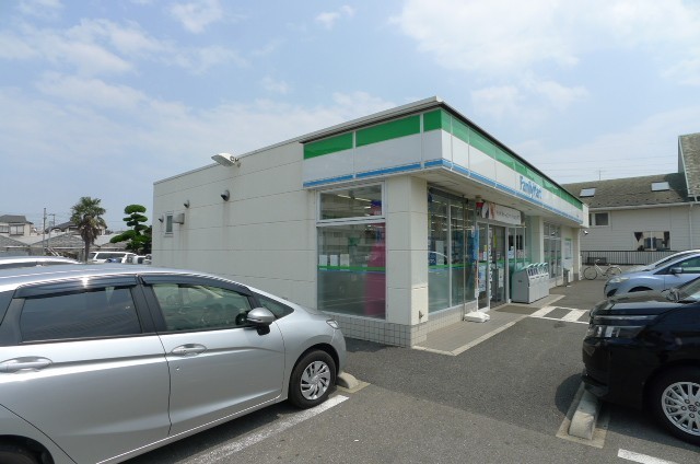コンビニ　ファミリーマート柏豊四季店（コンビニ）まで226m