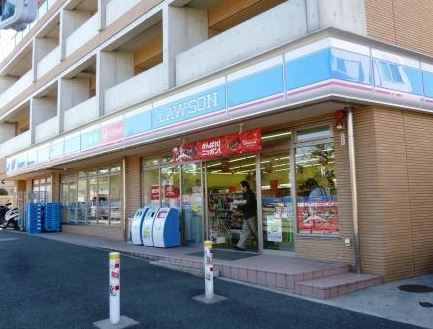 コンビニ　ローソン 北沢五丁目店（コンビニ）まで493m