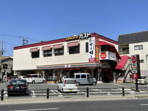 飲食店　ガスト 天王寺東店（飲食店）まで392m