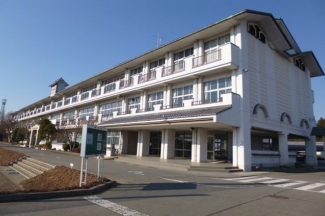 中学校　真岡西中学校（中学校）まで550m