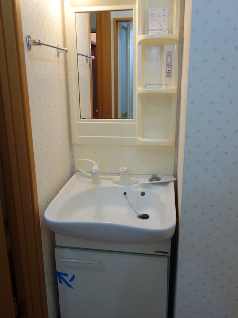 洗面設備　★リフォーム前のお部屋です★