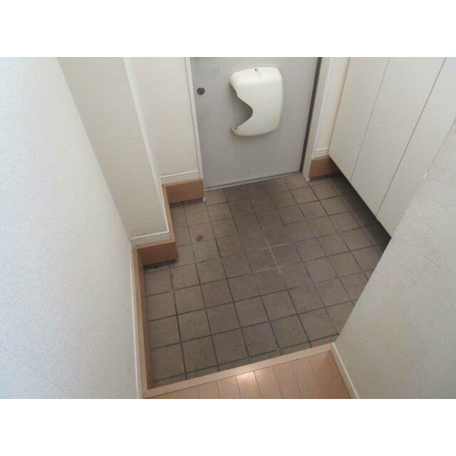 玄関　同タイプ別室