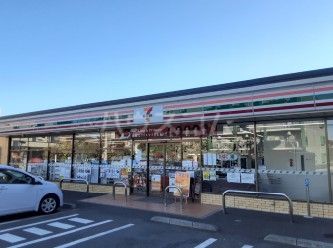 コンビニ　セブン-イレブン 三鷹上連雀店（コンビニ）まで611m