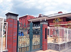 幼稚園・保育園　若草保育園（幼稚園・保育園）まで676m