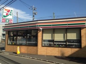 コンビニ　セブンイレブン 横浜杉田3丁目店（コンビニ）まで409m