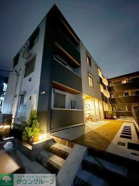 建物外観　エントランス