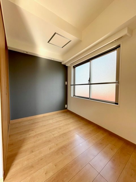居室・リビング　※別部屋の参考写真です。