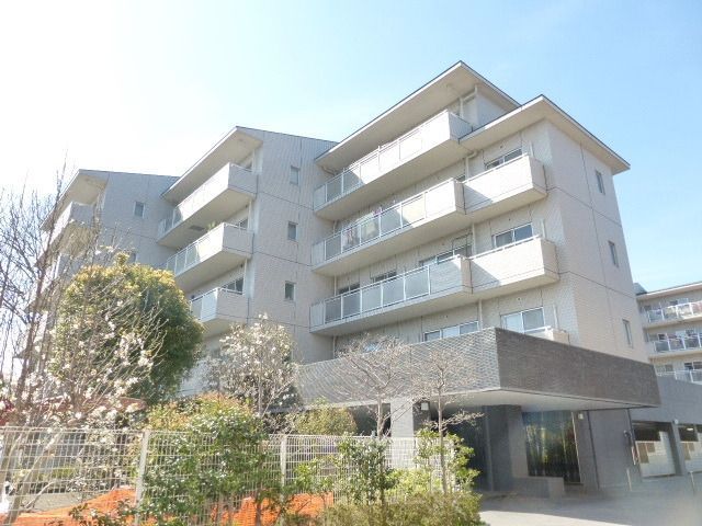 建物外観　タウンハウジング仙川店まで♪