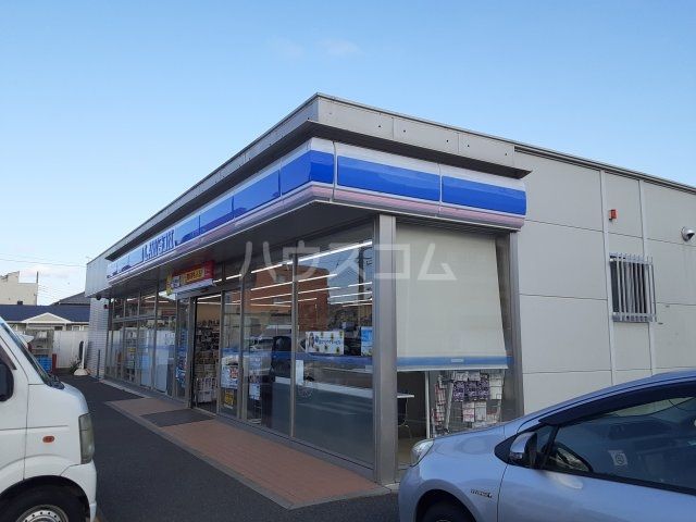 コンビニ　ローソン 立川幸町四丁目店（コンビニ）まで640m