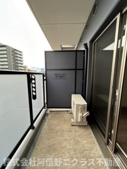 バルコニー　内装は別部屋の参考写真です。