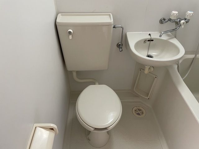 トイレ　★お部屋探しは株式会社タウンハウジング東京まで★