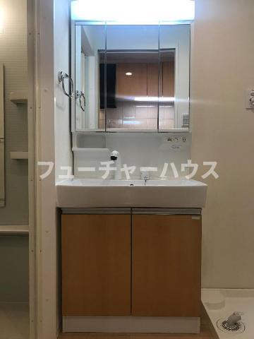 洗面設備　洗髪洗面化粧台