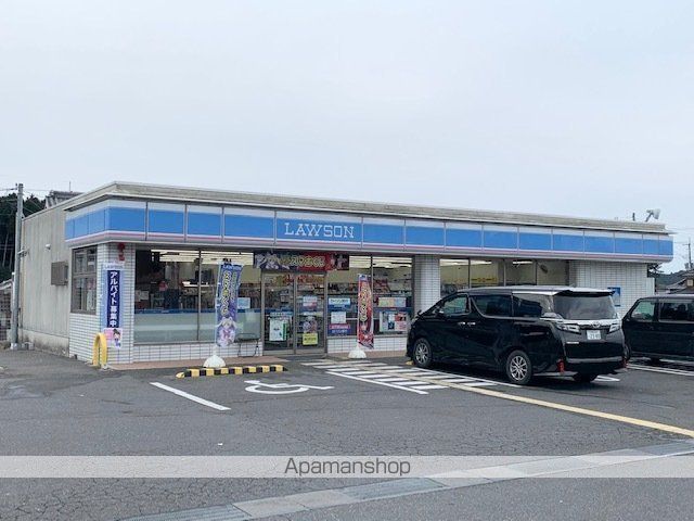 コンビニ　ローソン（コンビニ）まで2016m
