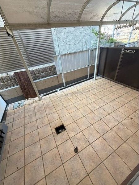 エントランス　別号室の画像の為、ご参考にしてください。