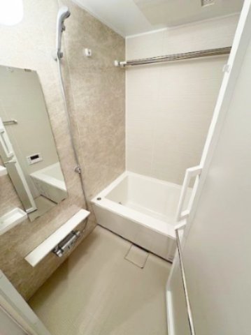 バス・シャワールーム　別部屋参考写真