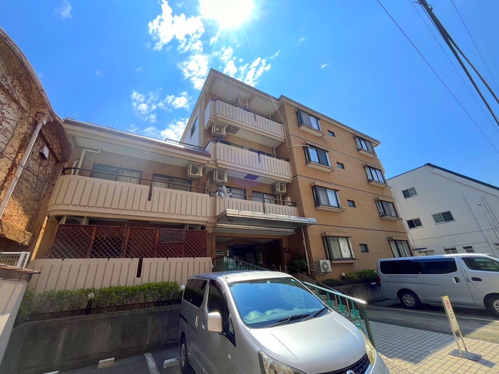 プラージュ 高田馬場の外観写真
