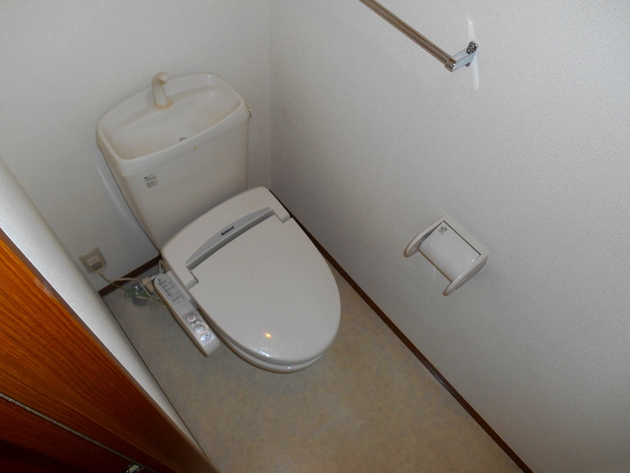 トイレ　同物件別部屋参考写真です